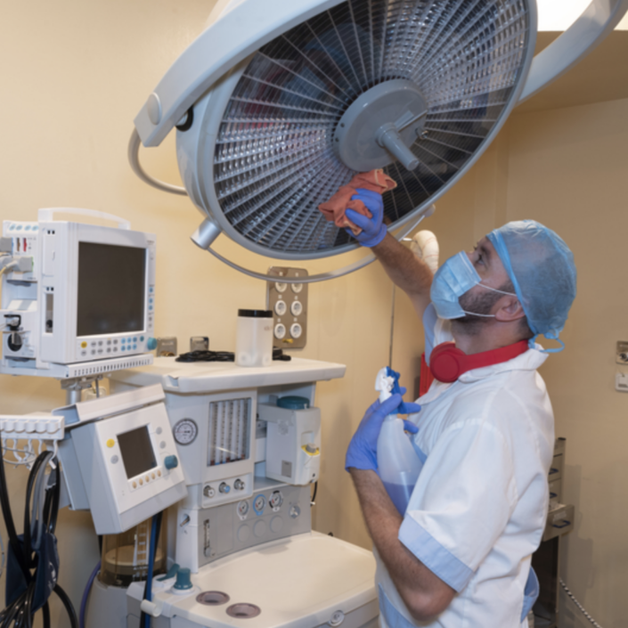 Private Hospital Medical Supplies & Equipment Cairn Technology LTD